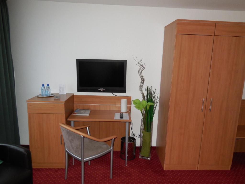 Hotel Sechzehn Leverkusen Room photo